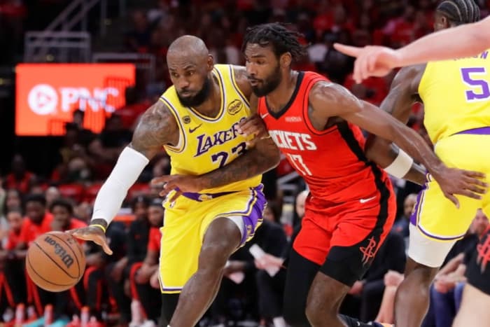 LeBron James Bawa Lakers Unggul 3-0