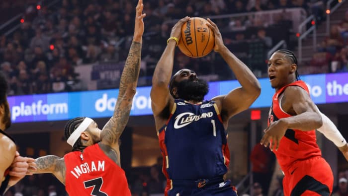 Cavaliers kalahkan Raptors di Game ke 2 babak Play Off